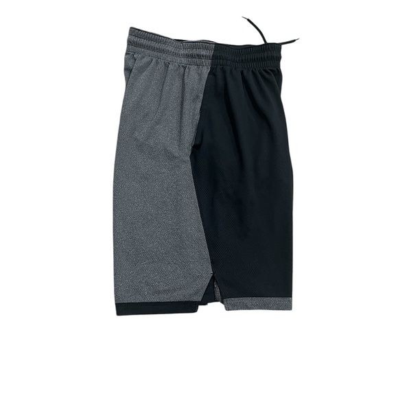 Nike Men's Small Black Gray Athletic Shorts Elastic Adjustable Waistband - Picture 3 of 4